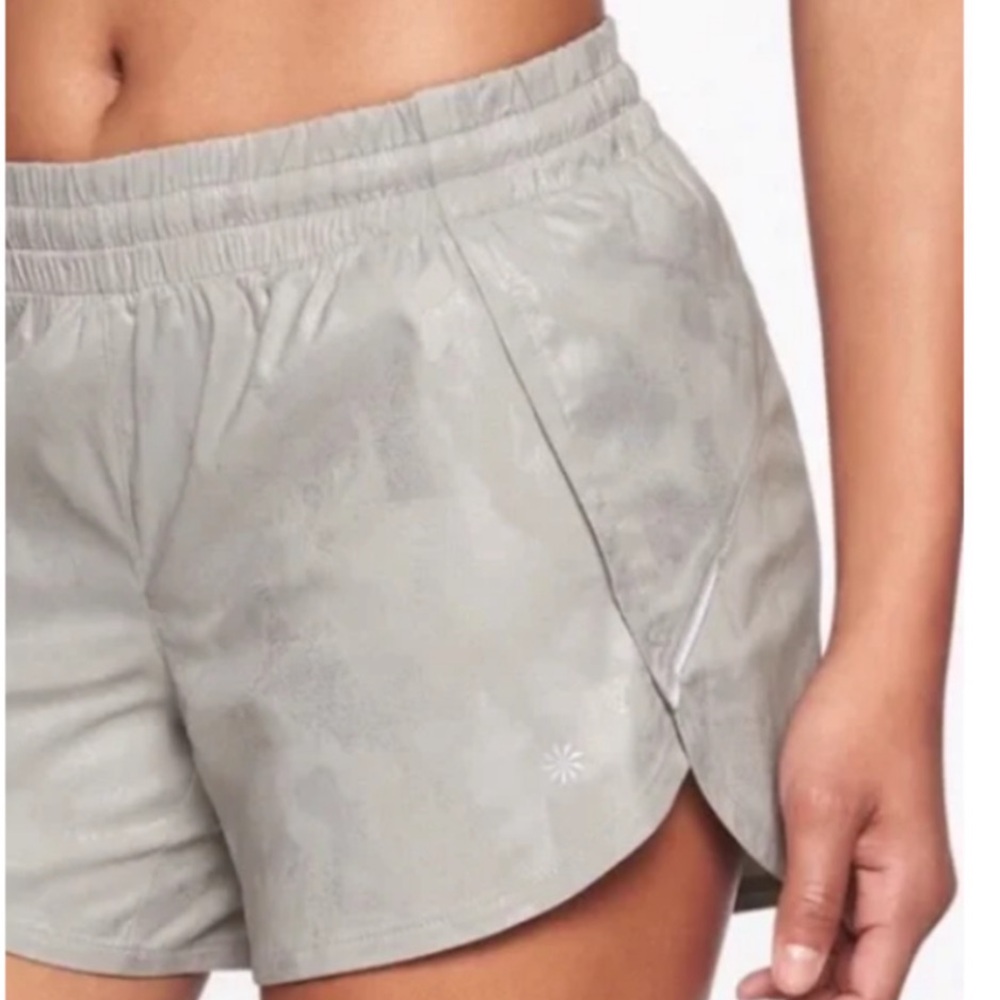Women’s Athleta Mid Rise Racer Run Short - 4 inseam - Small - Metallic Grey